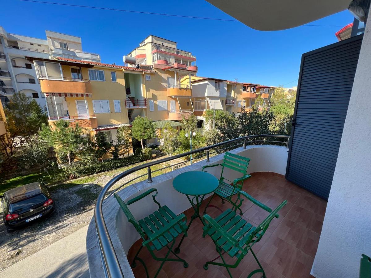 Gazi'S Apartament For Rent Golem  Esterno foto