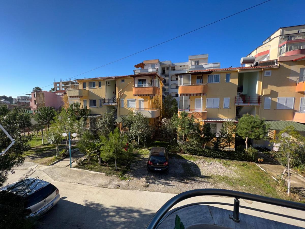 Gazi'S Apartament For Rent Golem  Esterno foto