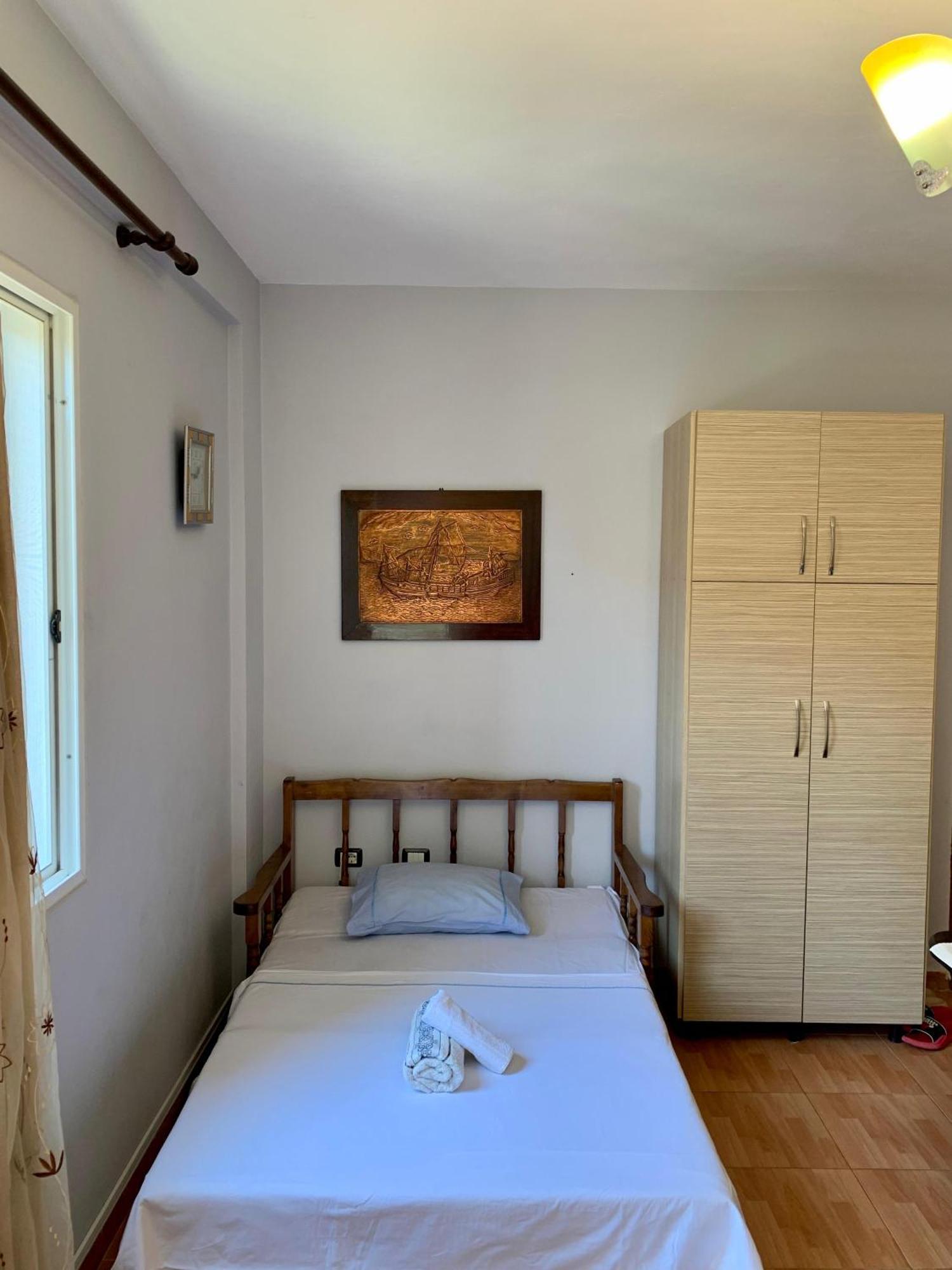 Gazi'S Apartament For Rent Golem  Esterno foto