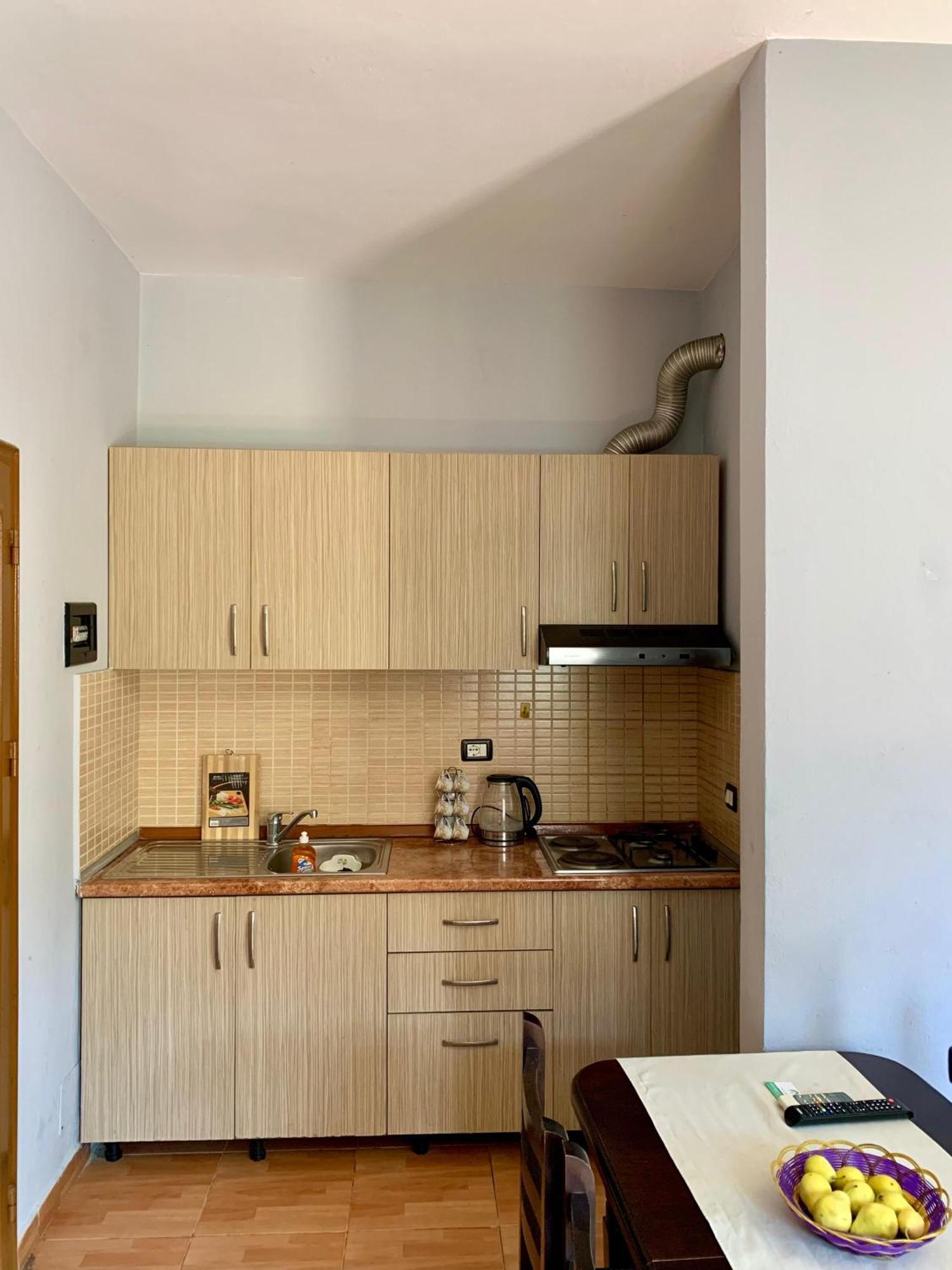 Gazi'S Apartament For Rent Golem  Esterno foto