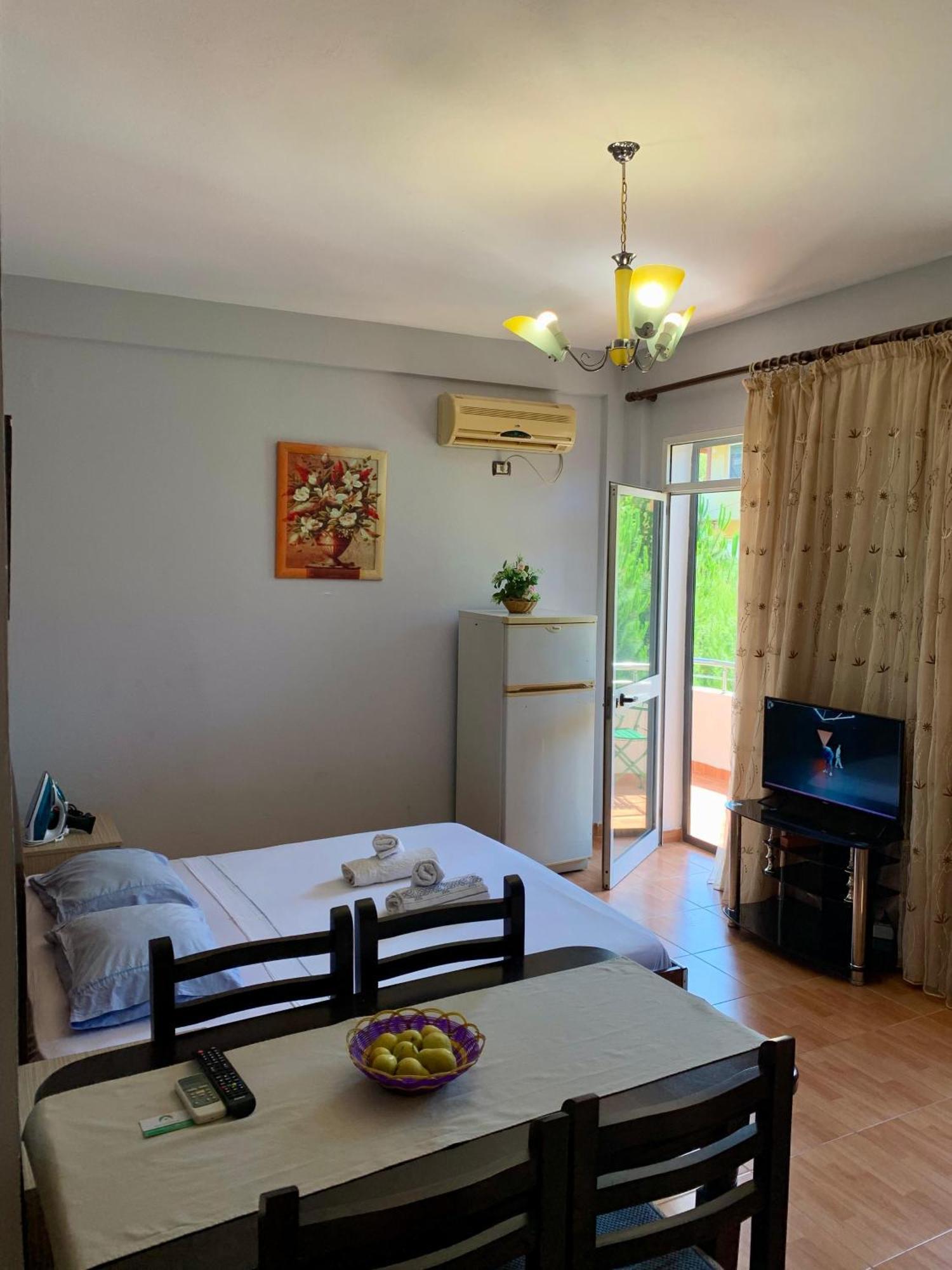 Gazi'S Apartament For Rent Golem  Esterno foto